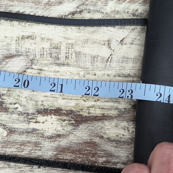 Vintage Micheal Green Genuine Leather Crossbody/Belt Bag - Picture 9 of 9